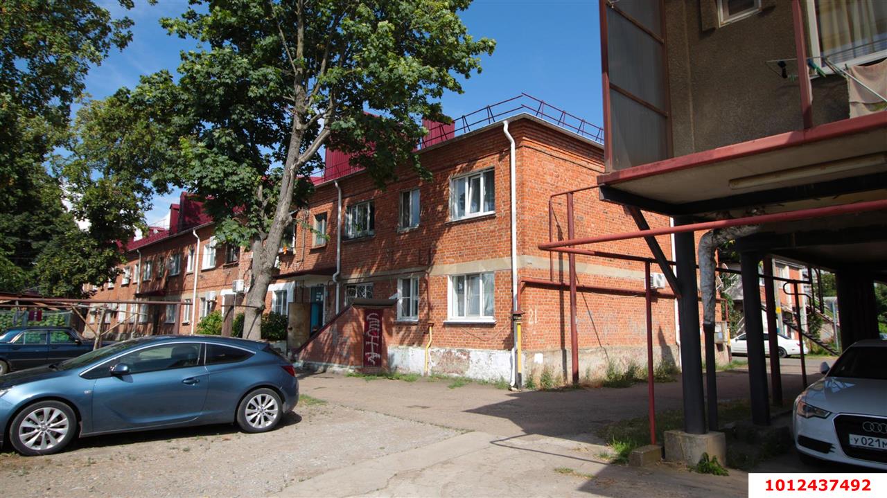 Фото №1: Комната 12 м² - Краснодар, Центральный внутригородской округ, Черёмушки, мкр. Дубинка, пр-д 1-й  Стасова, 25