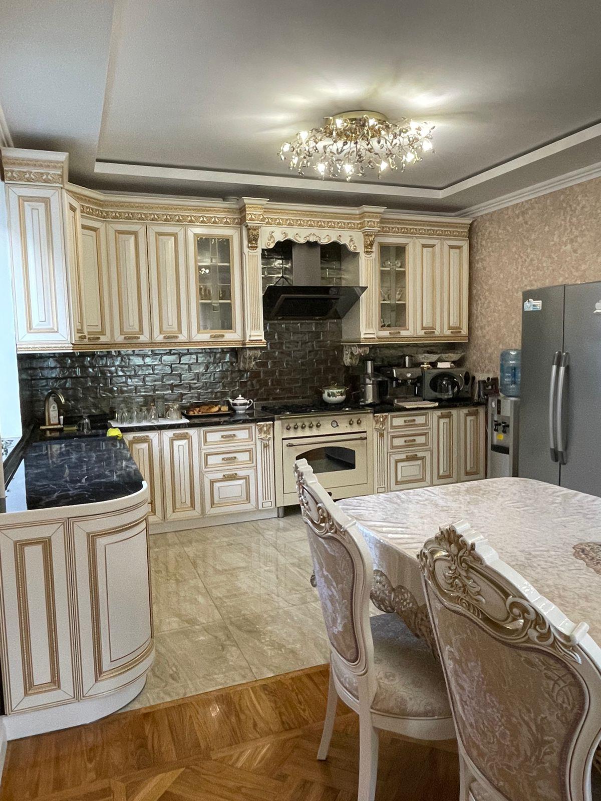 Фото №12: Дом 284 м² + 3 сот. - Краснодар, Центральный внутригородской округ, мкр. Центральный, ул. Будённого, 220