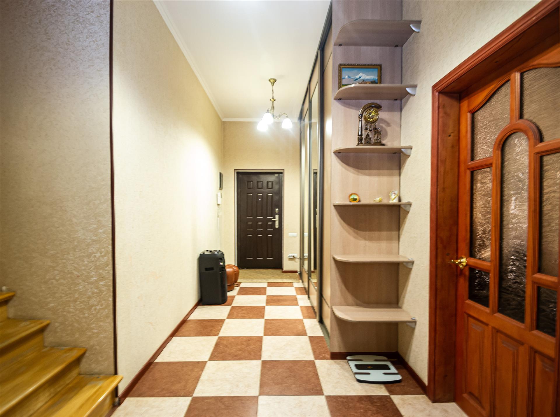 Фото №11: Дом 245 м² + 8 сот. - Краснодар, Прикубанский внутригородской округ, Завод Радиоизмерительных Приборов, п. Калинино, ул. имени Г.М. Плотниченко, 15