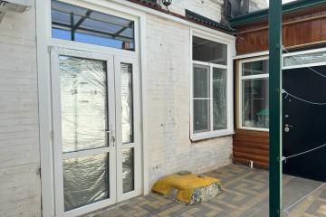 Фото №4: 4-комнатная квартира 85 м² - Краснодар, мкр. Центральный, ул. имени Максима Горького, 159