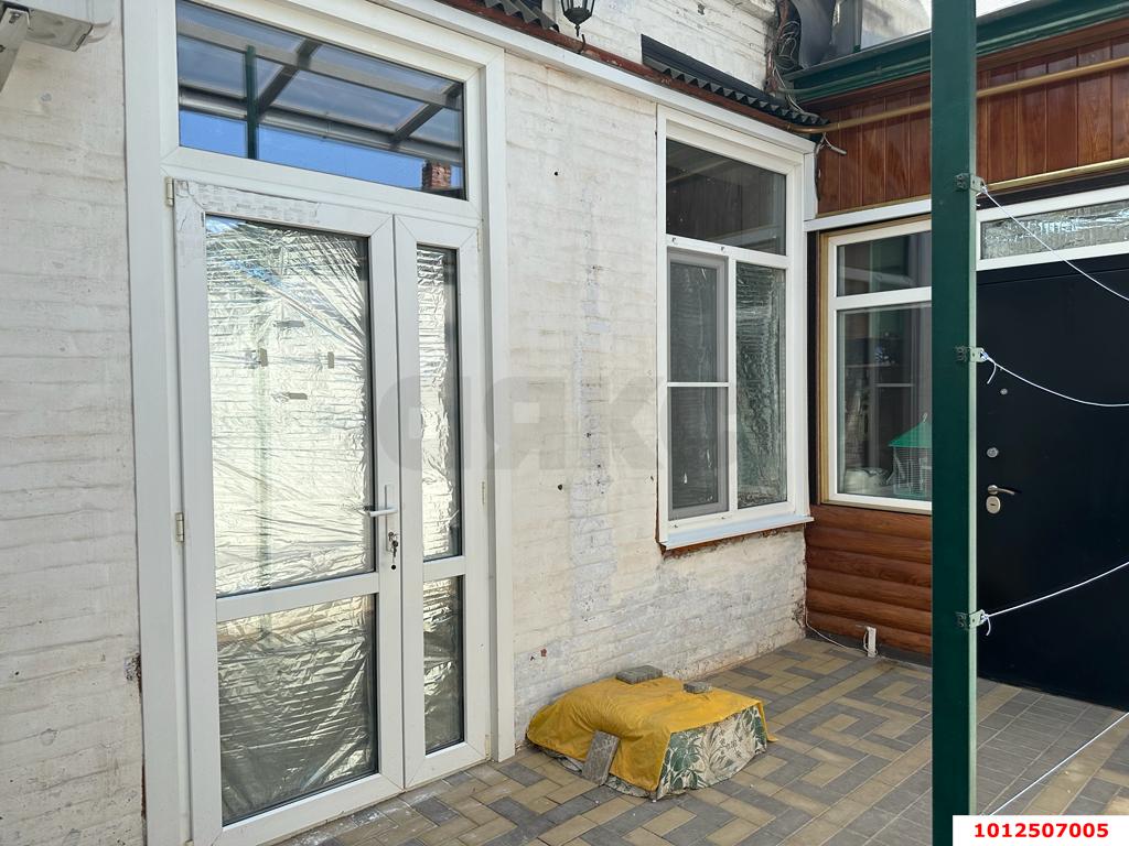 Фото №4: 4-комнатная квартира 85 м² - Краснодар, Центральный внутригородской округ, мкр. Центральный, ул. имени Максима Горького, 159