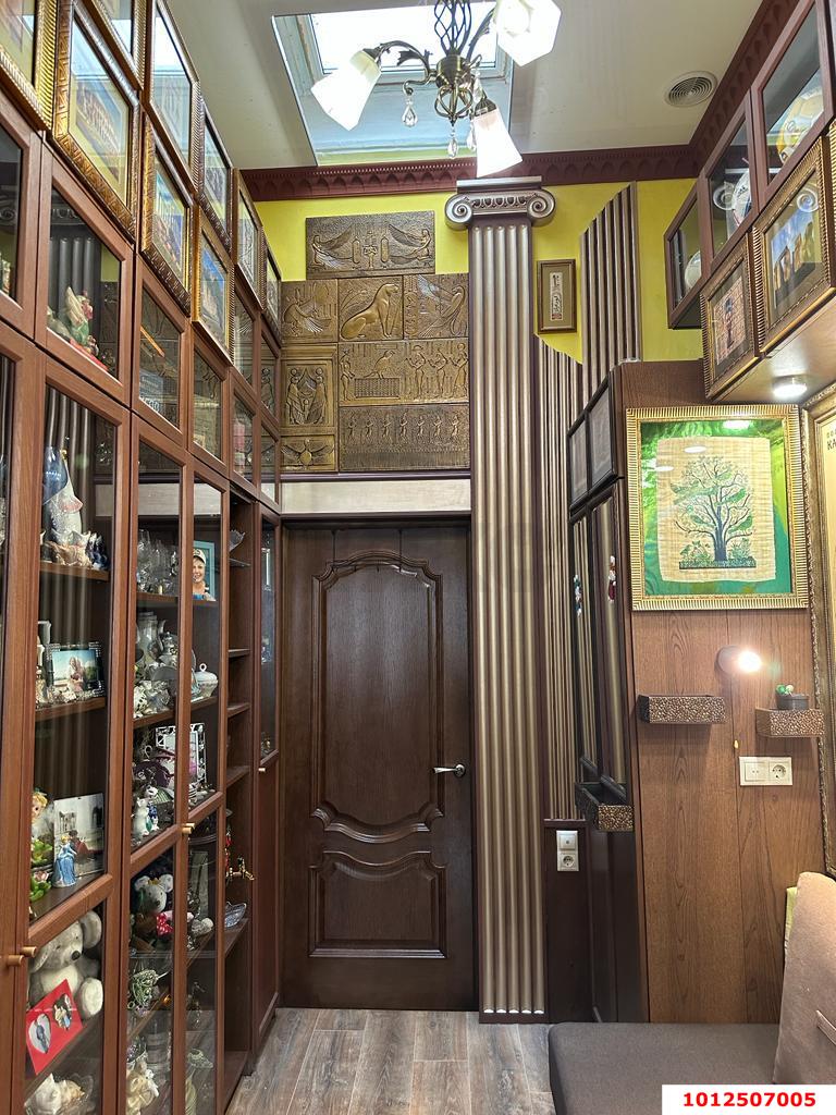 Фото №10: 4-комнатная квартира 85 м² - Краснодар, Центральный внутригородской округ, мкр. Центральный, ул. имени Максима Горького, 159