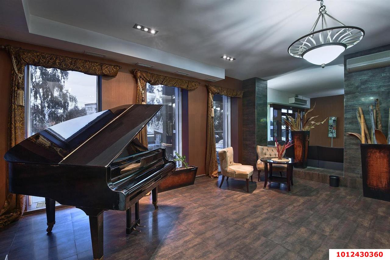 Фото №2: Коммерция 1473 м² - Краснодар, Центральный внутригородской округ, мкр. Дубинка, ул. Ставропольская, 80