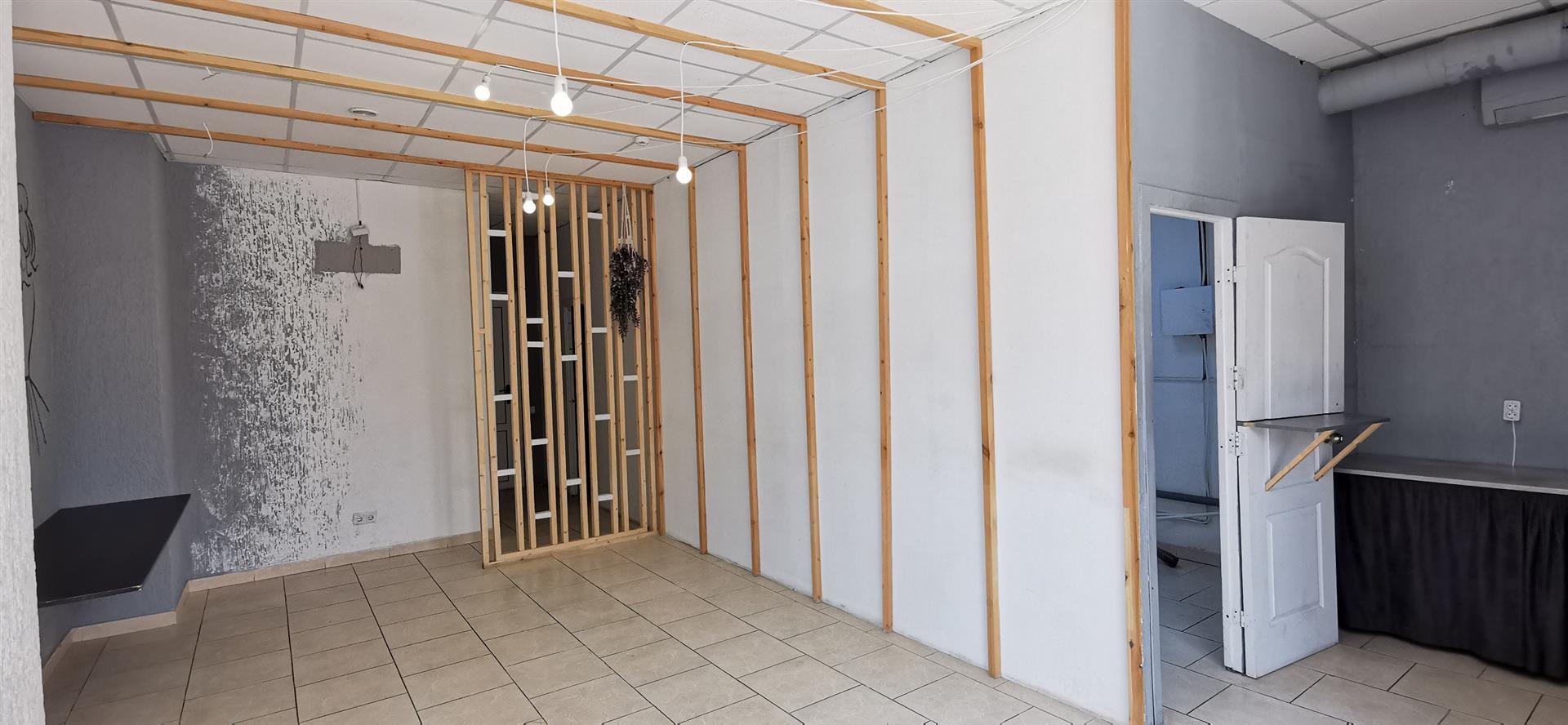 Фото №4: Коммерция 56 м² - Краснодар, Прикубанский внутригородской округ, Завод Радиоизмерительных Приборов, п. Калинино, пер. Гаражный, 9