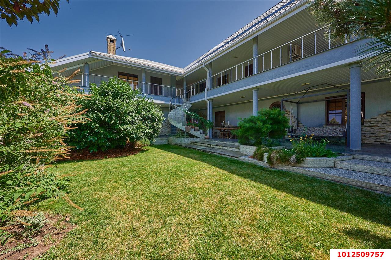 Фото №1: Дом 248 м² + 7 сот. - Краснодар, Черёмушки, ул. Свободная, 29