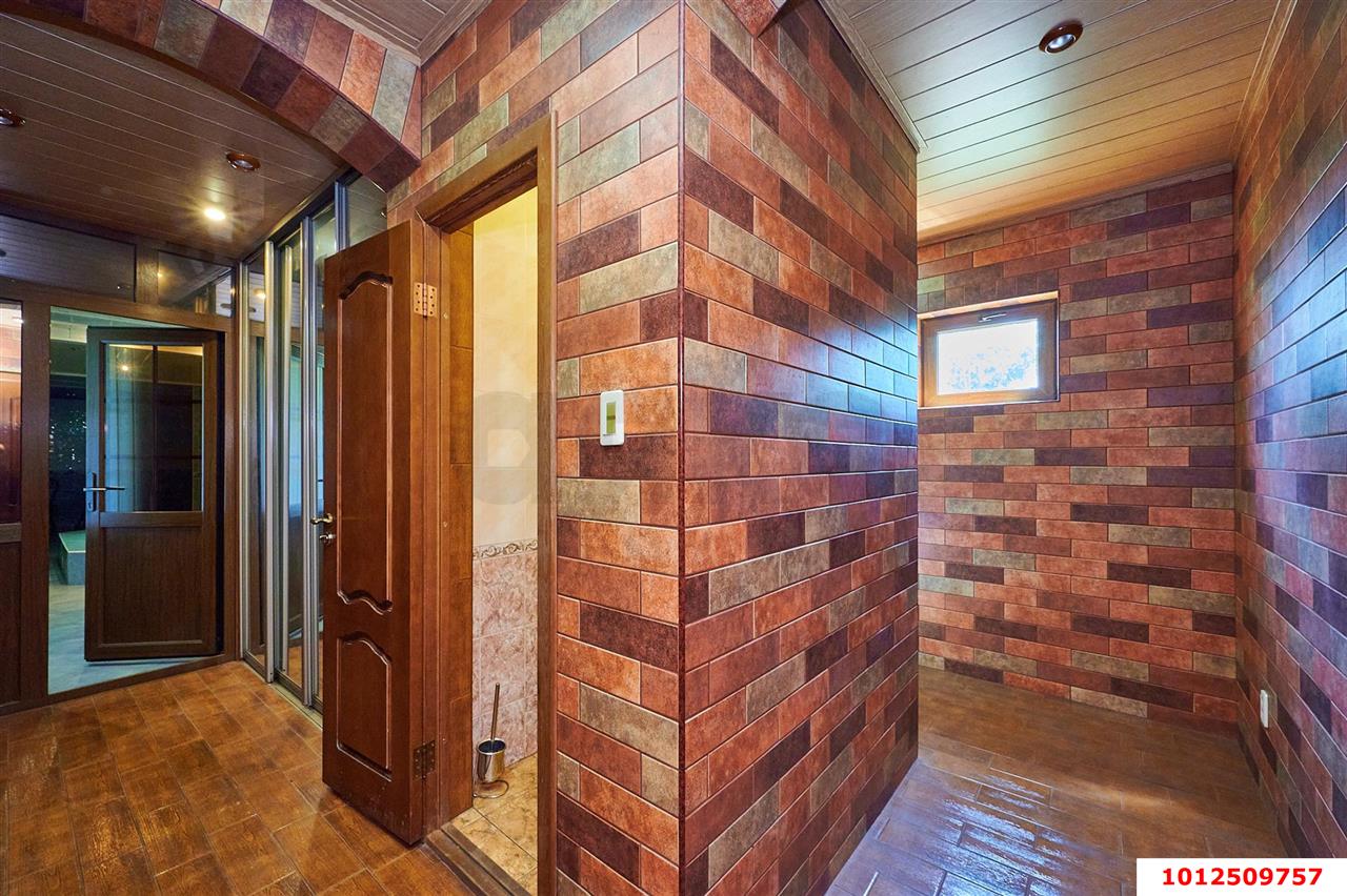 Фото №11: Дом 248 м² + 7 сот. - Краснодар, Центральный внутригородской округ, мкр. Черёмушки, ул. Свободная, 29