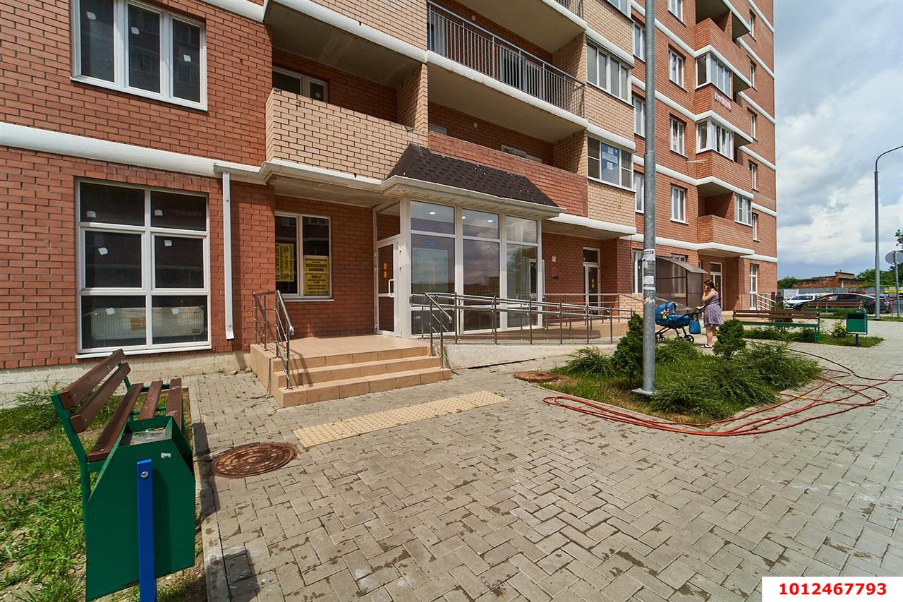 Фото №19: 3-комнатная квартира 74 м² - Российский, мкр. Прикубанский внутригородской округ, ул. имени В.М. Комарова, 21Б