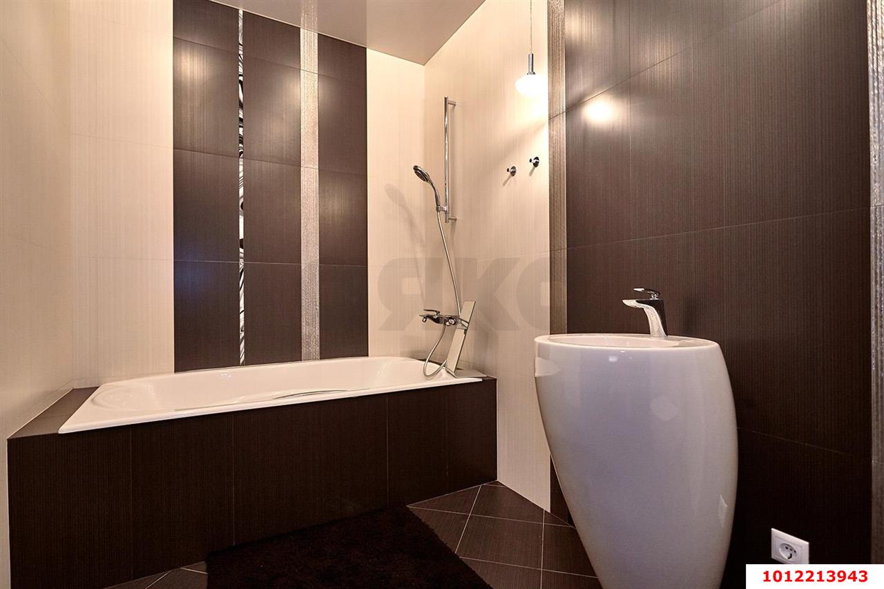 Фото №8: Дом 300 м² + 4.5 сот. - Краснодар, Сельскохозяйственный Институт, мкр. Западный внутригородской округ, ул. Мичурина, 2