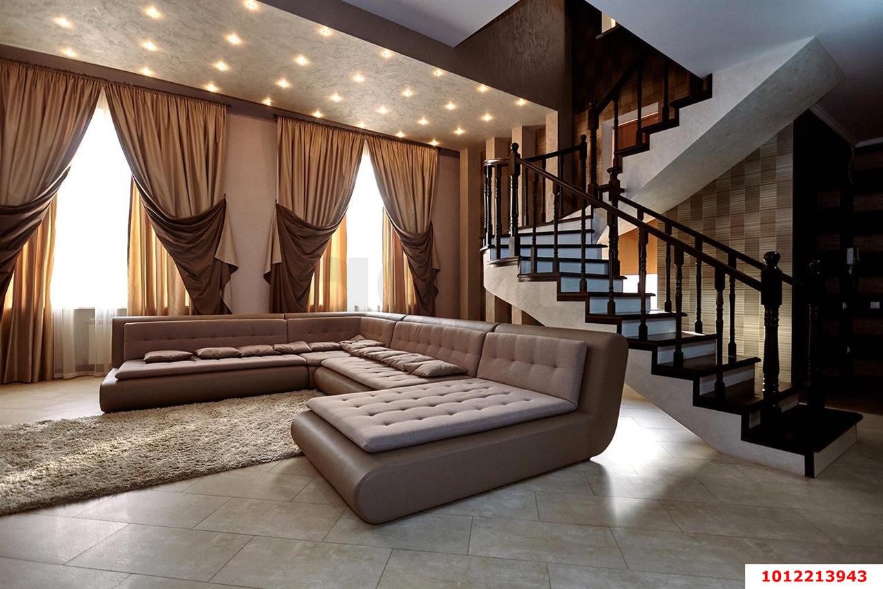 Фото №1: Дом 300 м² + 4.5 сот. - Краснодар, Сельскохозяйственный Институт, мкр. Западный внутригородской округ, ул. Мичурина, 2