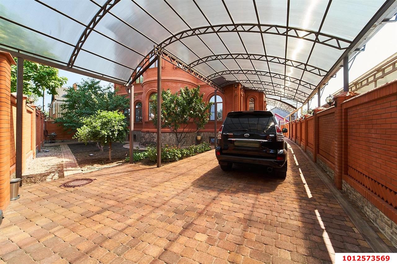 Фото №1: Дом 650 м² + 5.42 сот. - Краснодар, Центральный внутригородской округ, мкр. Дубинка, ул. КИМ, 60