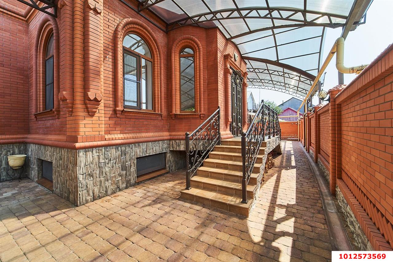 Фото №2: Дом 650 м² + 5.42 сот. - Краснодар, Центральный внутригородской округ, мкр. Дубинка, ул. КИМ, 60