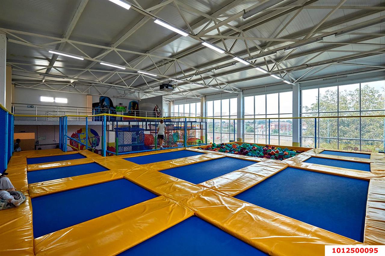 Фото №10: Коммерция 785 м² - Тимашевск, мкр. Южный, ул. Екатеринодарская, 102