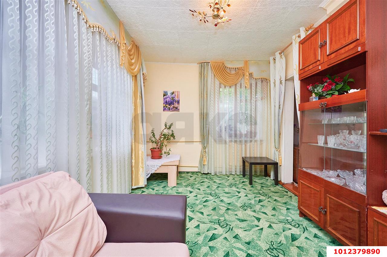 Фото №6: Дом 40 м² + 3.7 сот. - Краснодар, Сельскохозяйственный Институт, ул. Алма-Атинская, 38