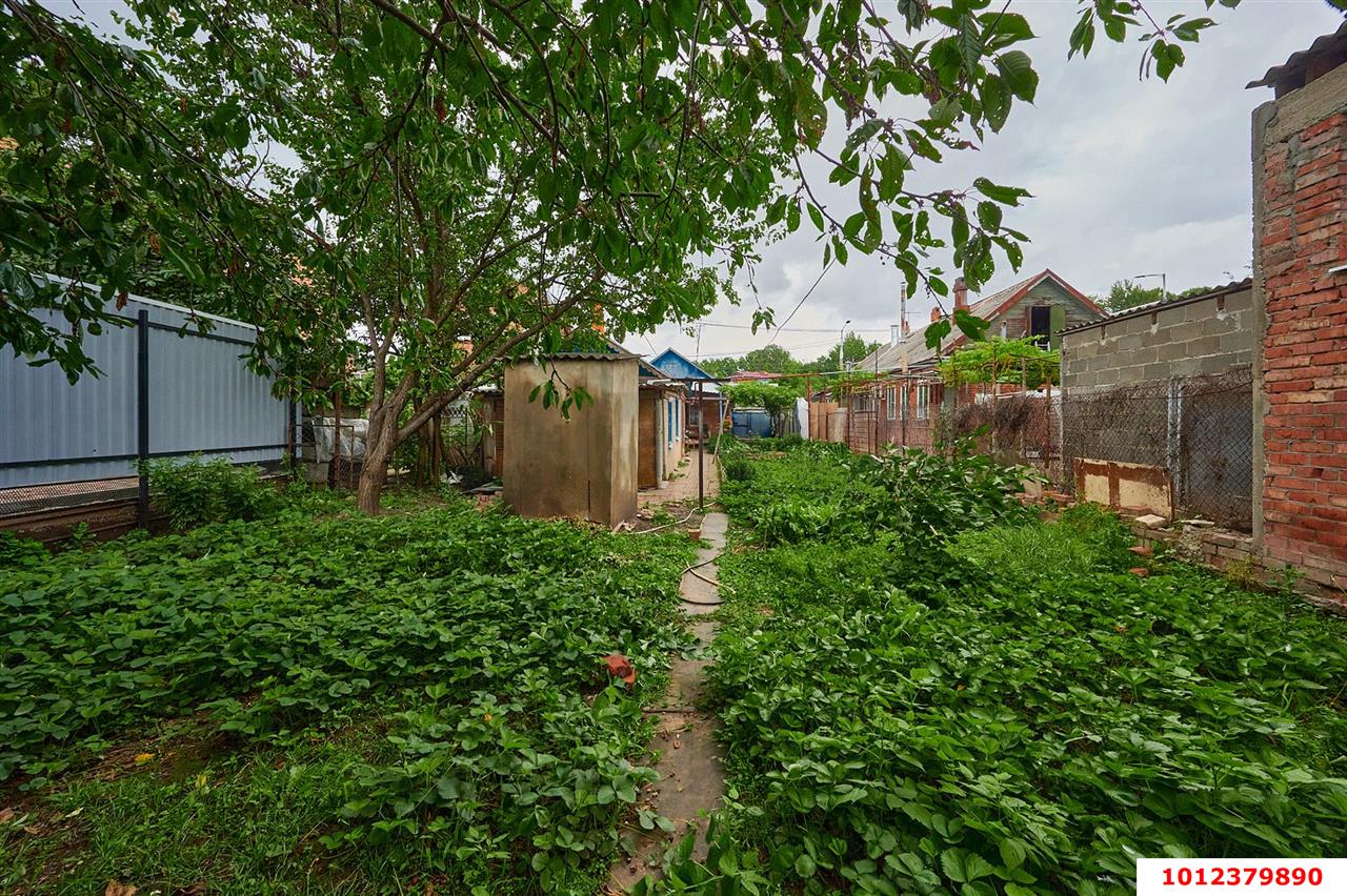 Фото №2: Дом 40 м² + 3.7 сот. - Краснодар, Западный внутригородской округ, мкр. Сельскохозяйственный Институт, ул. Алма-Атинская, 36