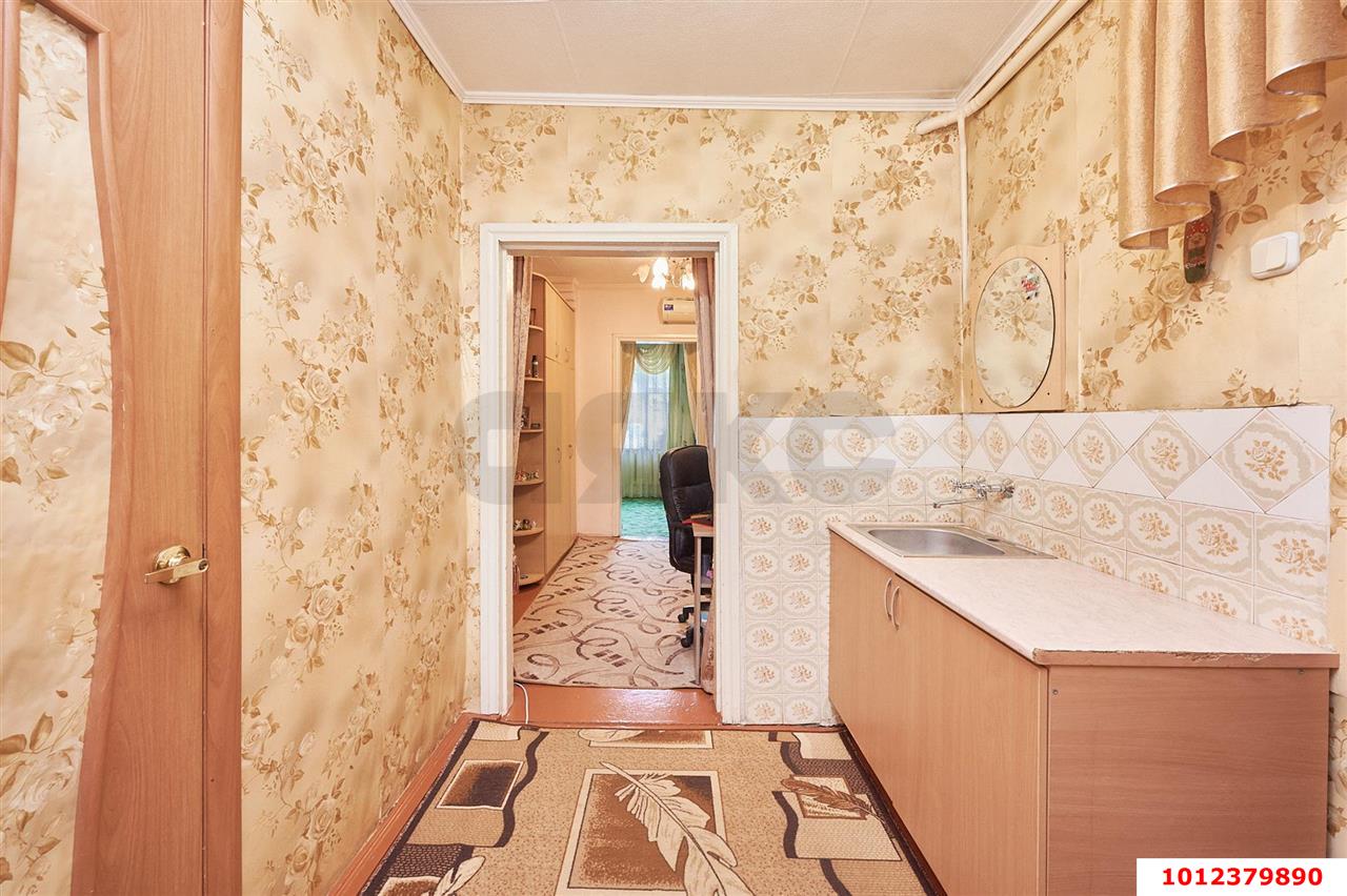 Фото №7: Дом 40 м² + 3.7 сот. - Краснодар, Сельскохозяйственный Институт, ул. Алма-Атинская, 38