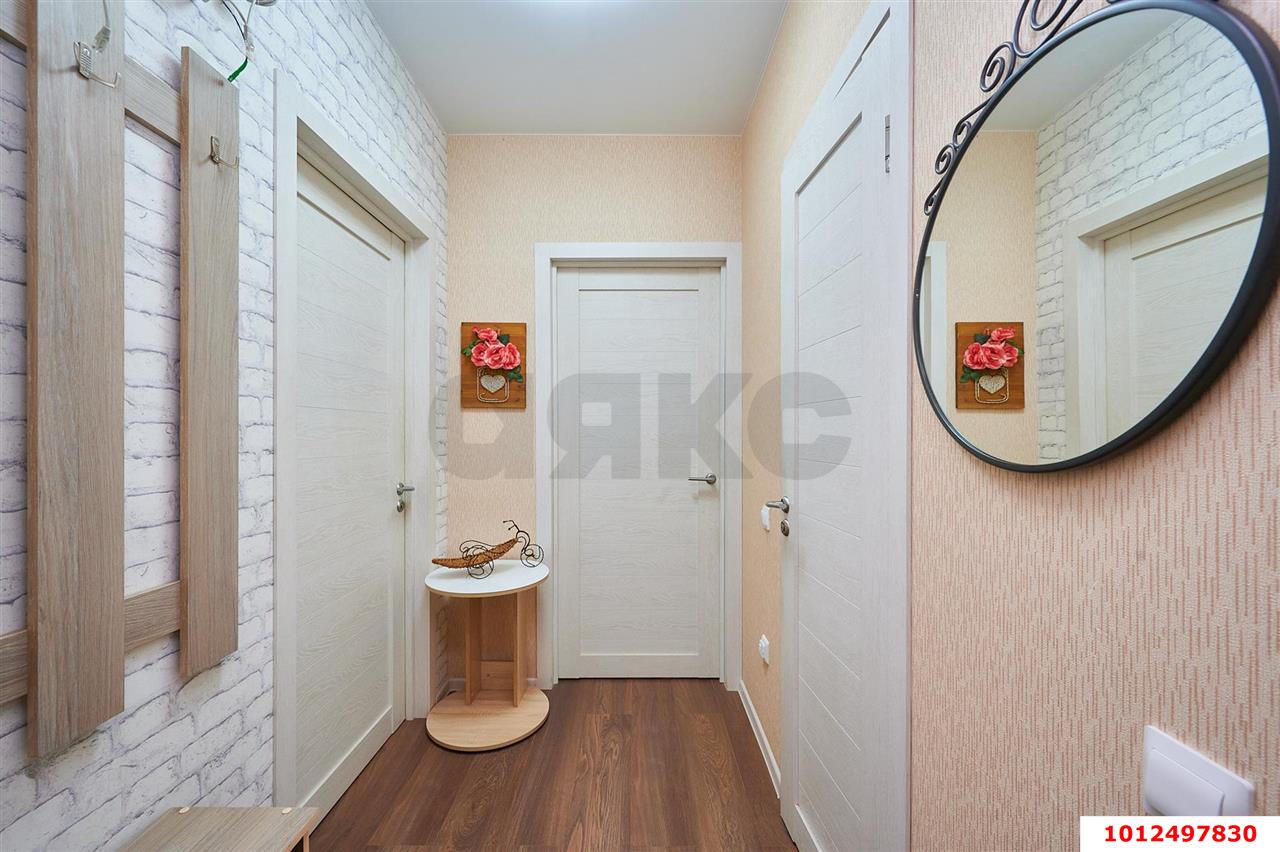 Фото №5: 1-комнатная квартира 35 м² - Краснодар, жилой комплекс Краски, мкр. Прикубанский внутригородской округ, ул. Краеведа Соловьёва, 6