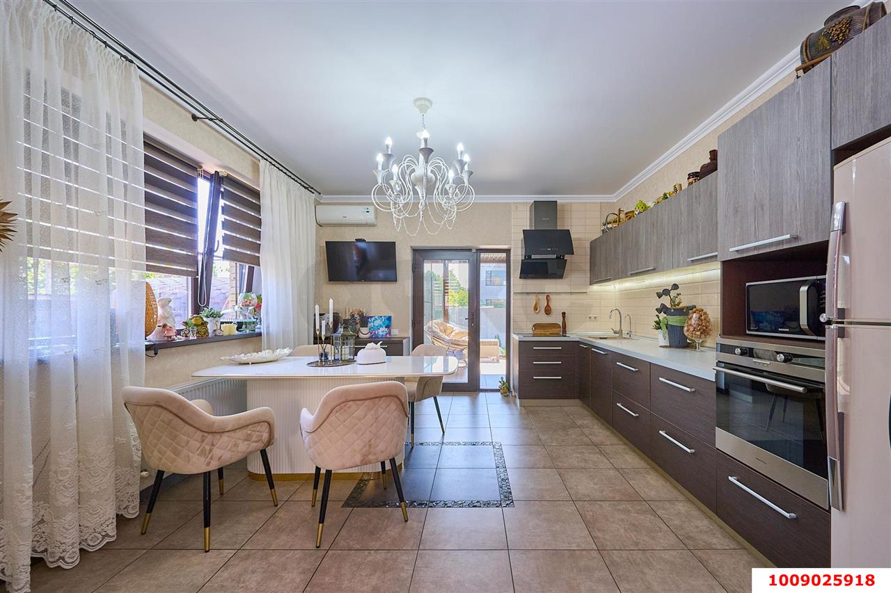 Фото №2: Дом 147 м² + 4 сот. - Плодородный, мкр. Прикубанский внутригородской округ, ул. Планерная, 1Г