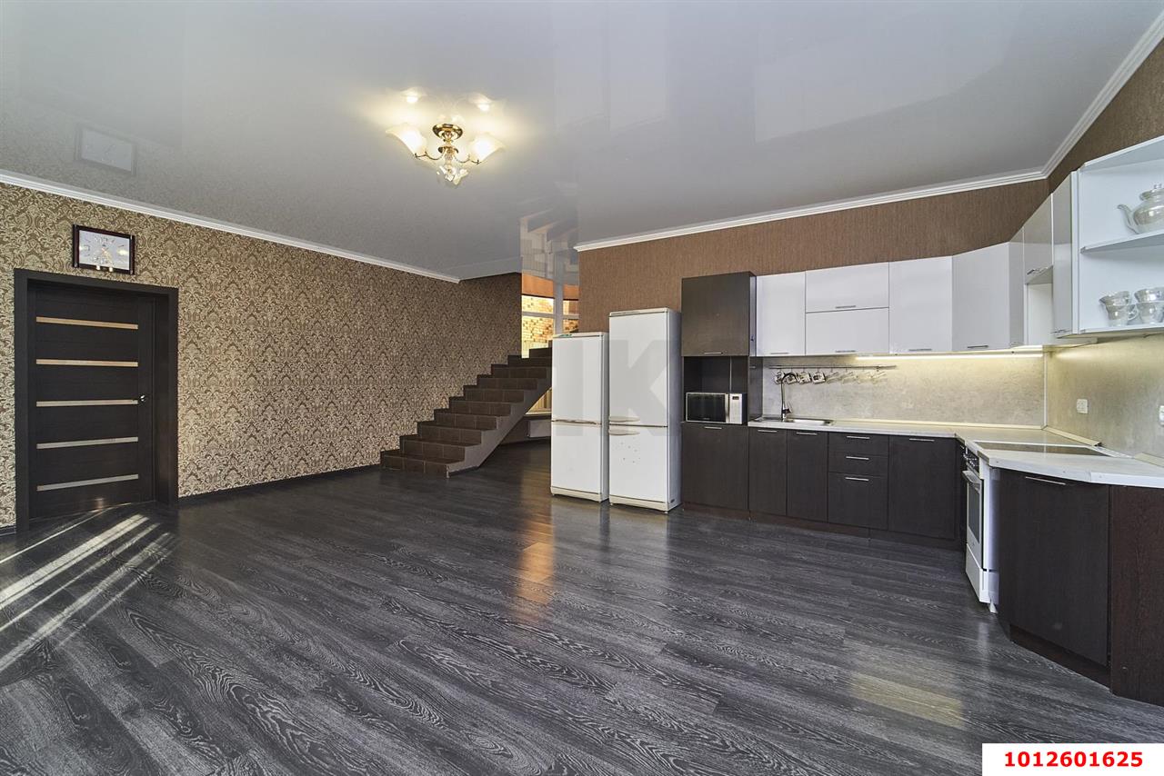 Фото №11: Дом 229 м² + 3 сот. - Краснодар, Прикубанский внутригородской округ, Микрохирургии глаза, снт № 1, ул. Абрикосовая, 579