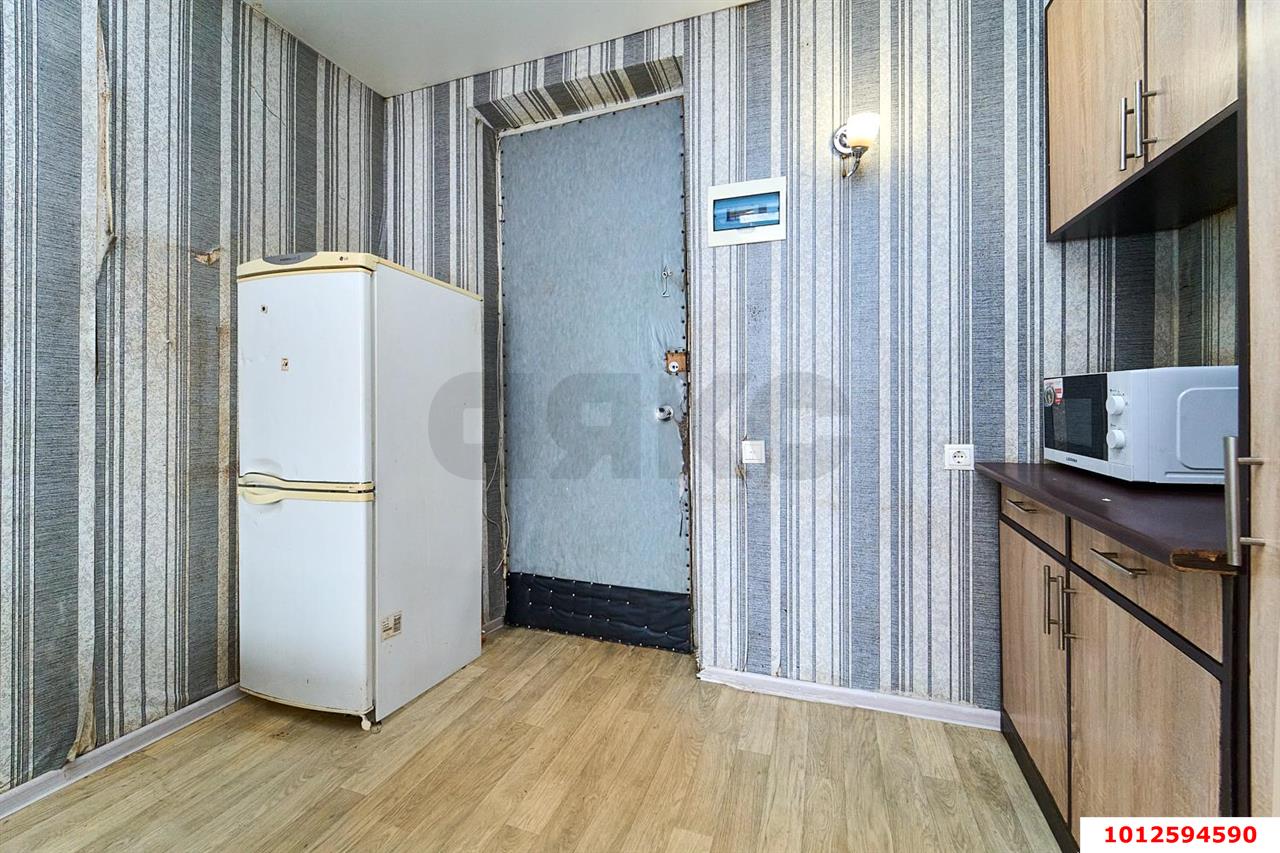 Фото №7: Комната 15 м² - Краснодар, Центральный, ул. Одесская, 46