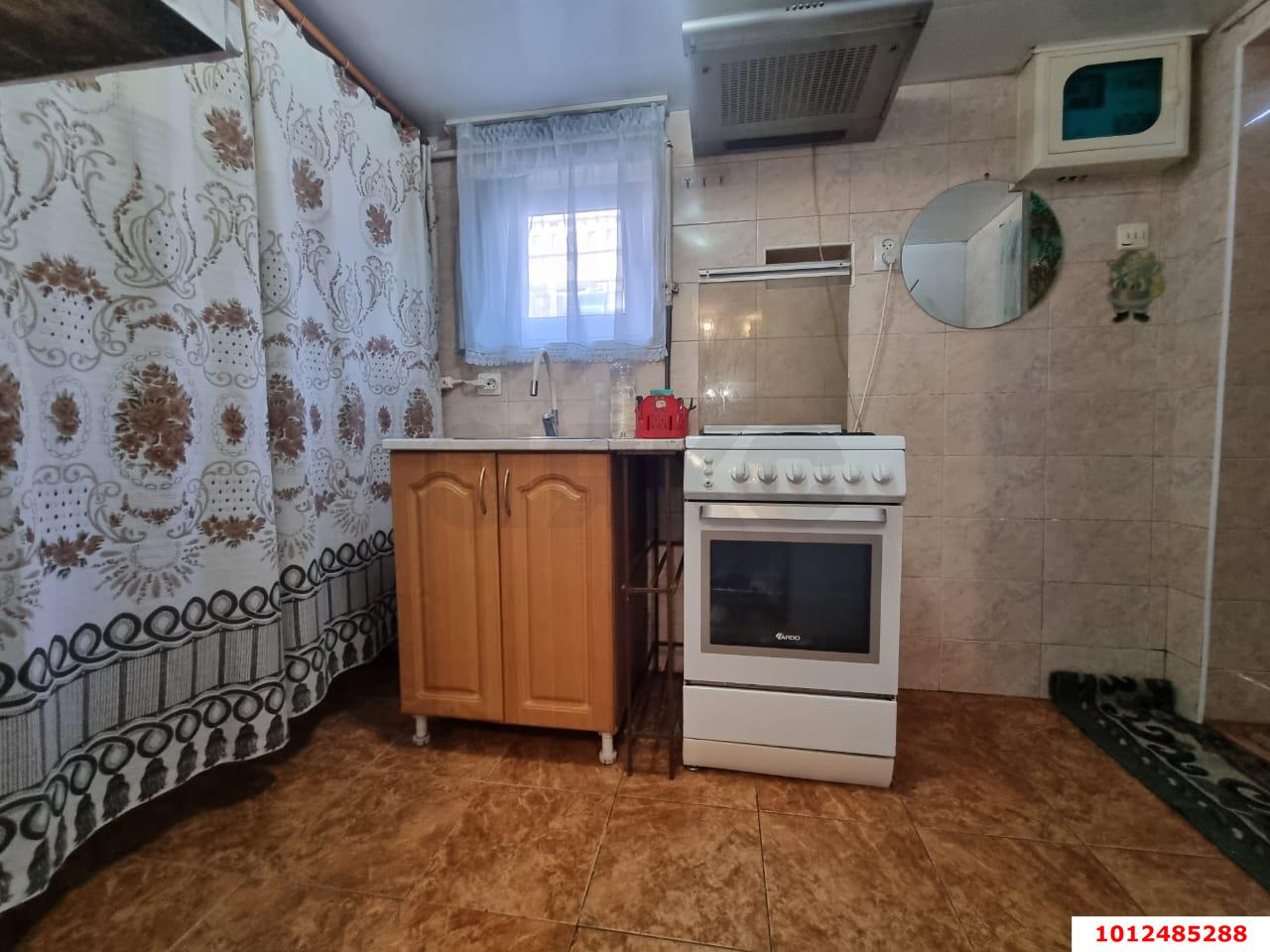 Фото №1: Часть дома 33 м² + 1 сот. - Краснодар, Центральный, ул. Леваневского, 26