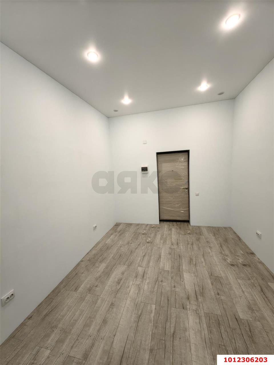Фото №9: Торговое помещение 14 м² - Краснодар, жилой комплекс Маршал, ул. Гаражная, 87