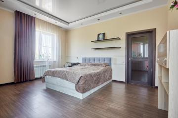 Фото №1: 1-комнатная квартира 54 м² - Краснодар, мкр. Завод Радиоизмерительных Приборов, ул. 1 Мая, 570