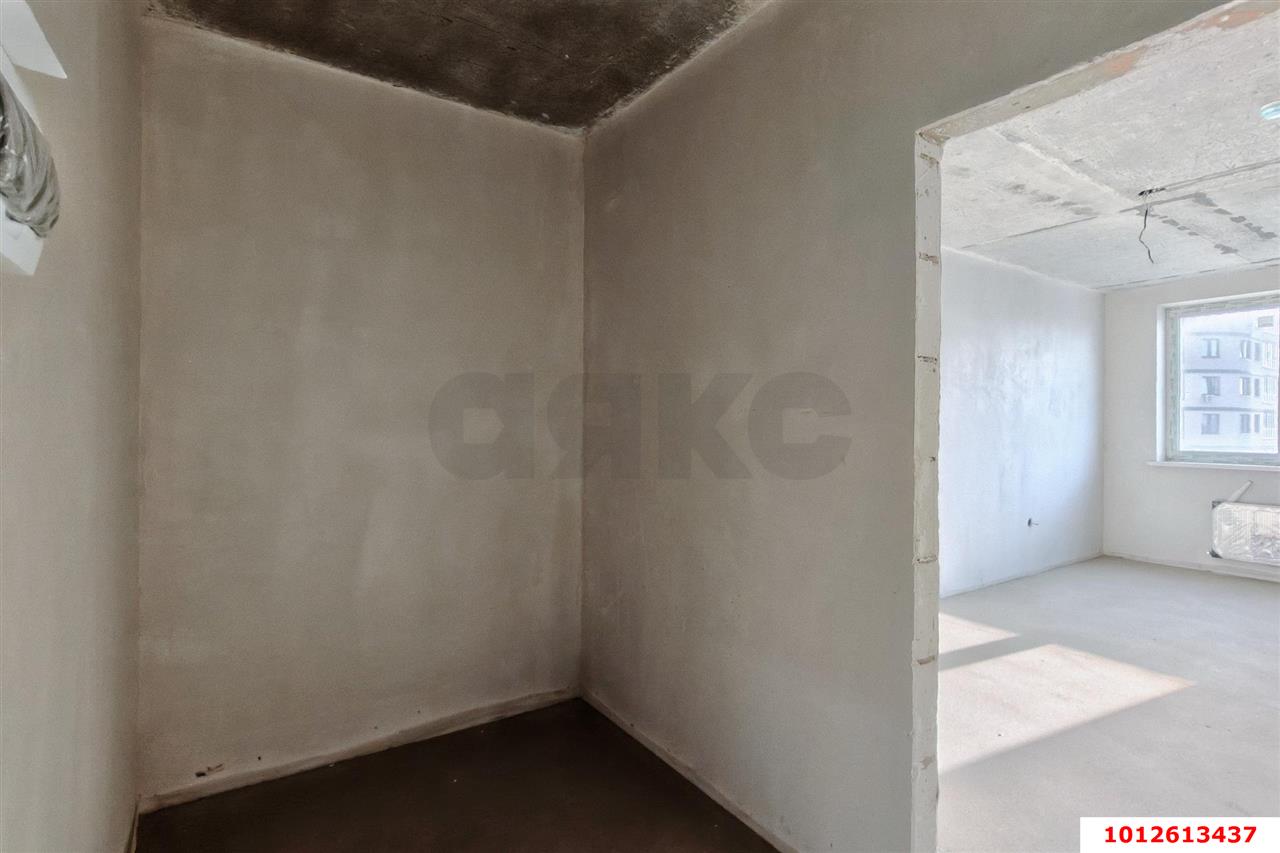Фото №15: 1-комнатная квартира <span class="whitespace-nowrap">41 м²</span>, <span class="whitespace-nowrap">14/20 эт.</span> - Краснодар, Прикубанский внутригородской округ, Россинского, мкр. жилой комплекс Атлант, ул. Адмирала Крузенштерна, 6к3