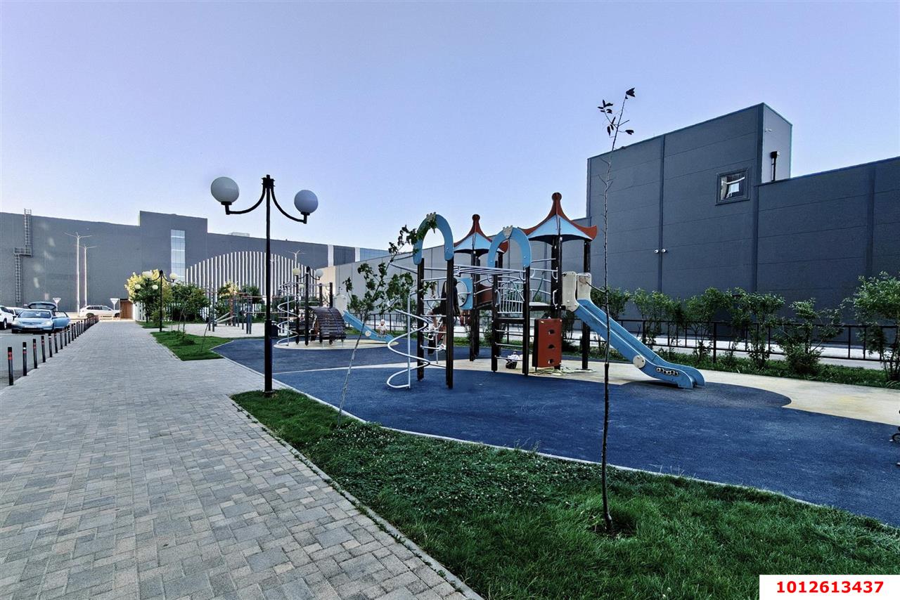 Фото №4: 1-комнатная квартира <span class="whitespace-nowrap">41 м²</span>, <span class="whitespace-nowrap">14/20 эт.</span> - Краснодар, Прикубанский внутригородской округ, Россинского, мкр. жилой комплекс Атлант, ул. Адмирала Крузенштерна, 6к3