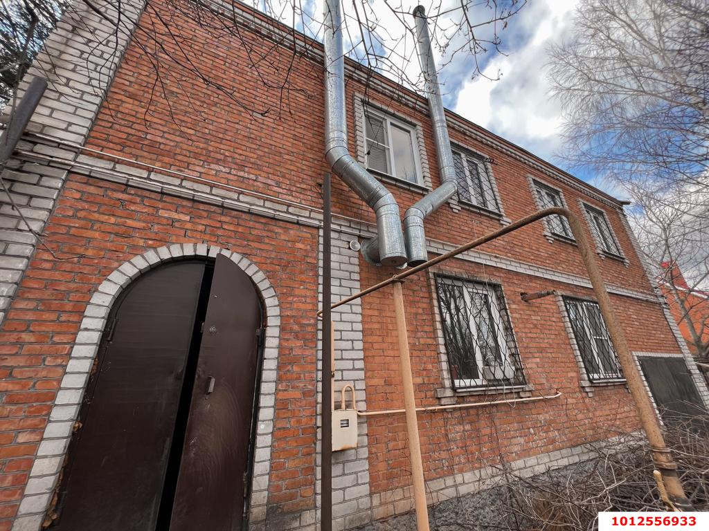 Фото №1: Дом 150 м² + 8 сот. - Ветеран, Прикубанский внутригородской округ, ул. Грушевая, 683