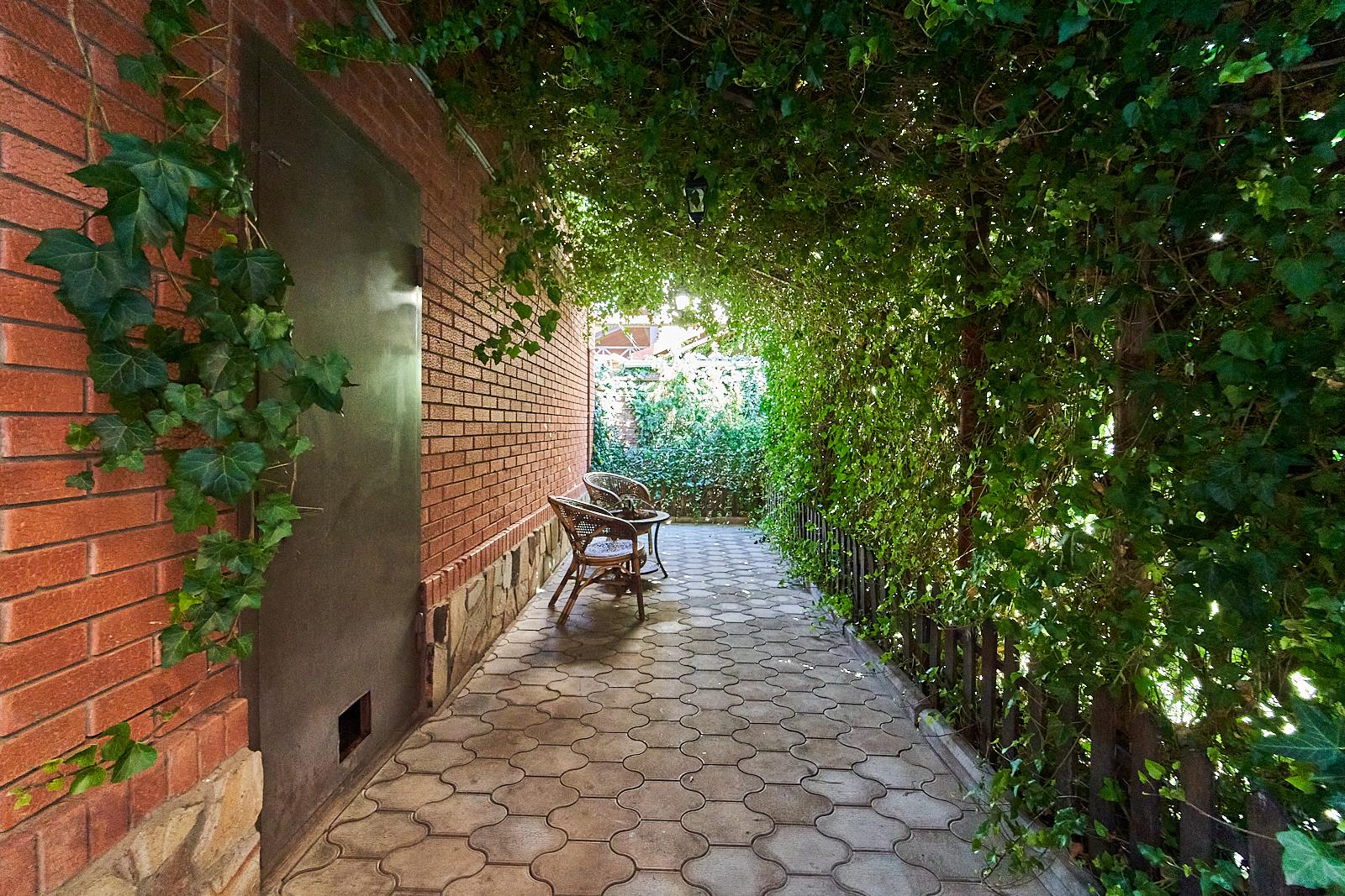 Фото №8: Дом 254 м² + 7.4 сот. - Краснодар, Прикубанский внутригородской округ, мкр. Фестивальный, ул. Ковалёва, 22