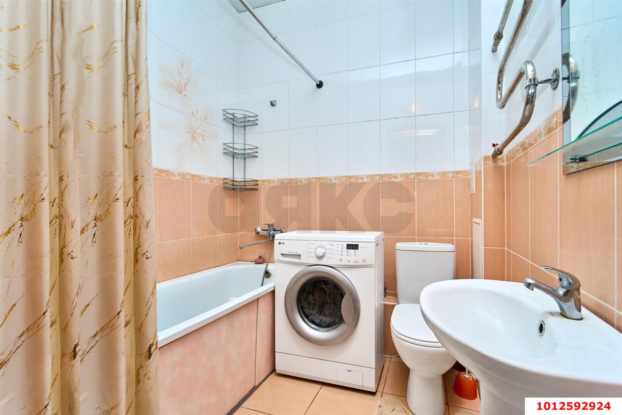 Фото №12: 1-комнатная квартира 46 м² - Краснодар, Центральный, ул. Фабричная, 10