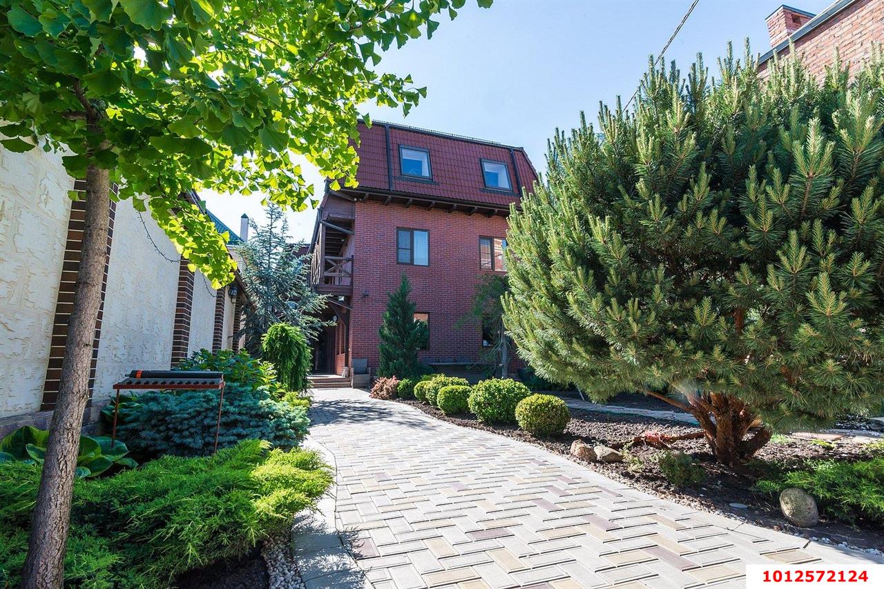 Фото №1: Дом 516 м² + 8 сот. - Краснодар, Кожзавод, ул. Северная, 146