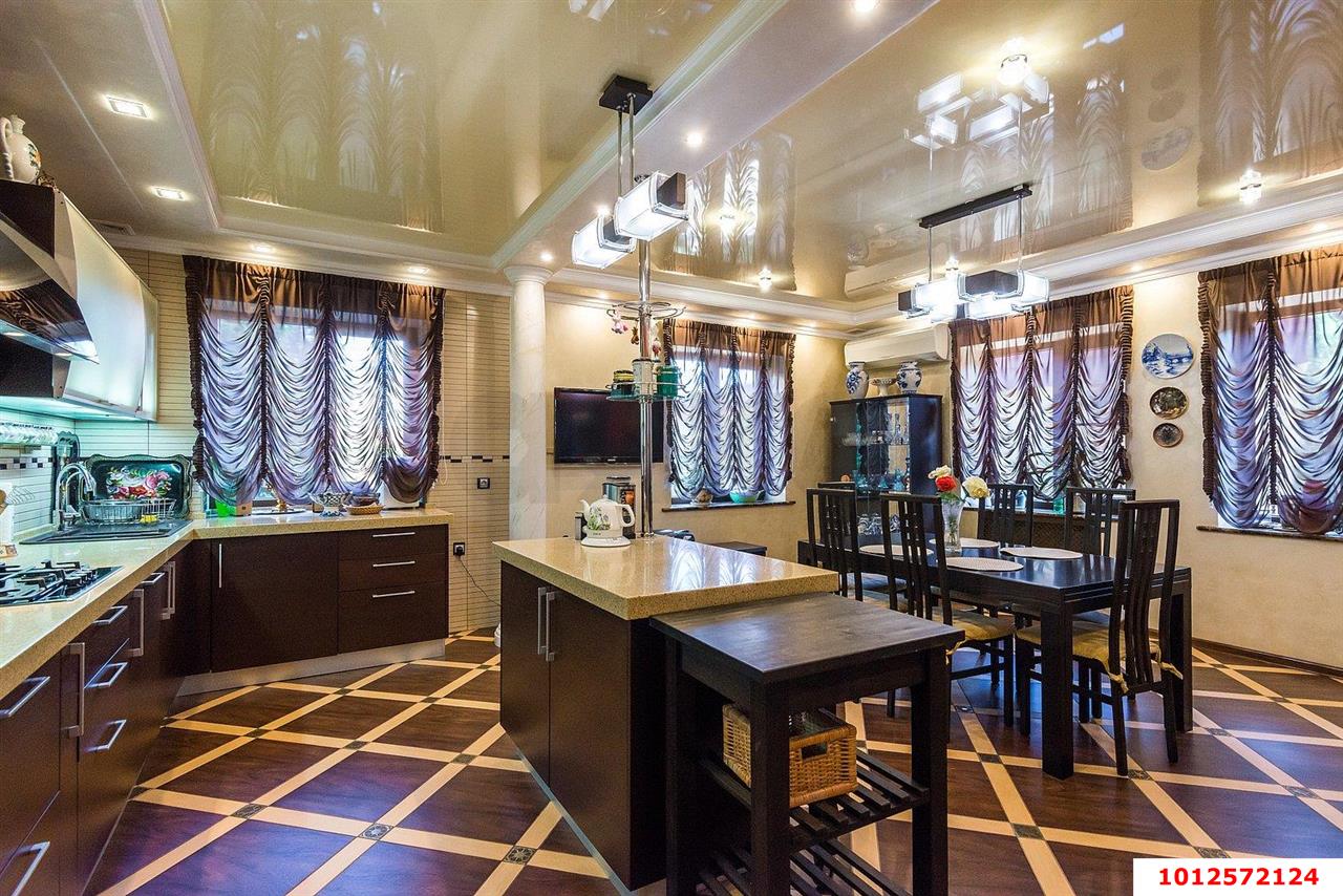 Фото №6: Дом 516 м² + 8 сот. - Краснодар, Западный внутригородской округ, мкр. Кожзавод, ул. Северная, 146