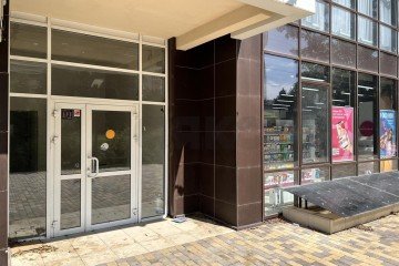 Фото №4: Торговое помещение 58 м² - Краснодар, мкр. жилой комплекс Свобода, ул. Домбайская, 55к7