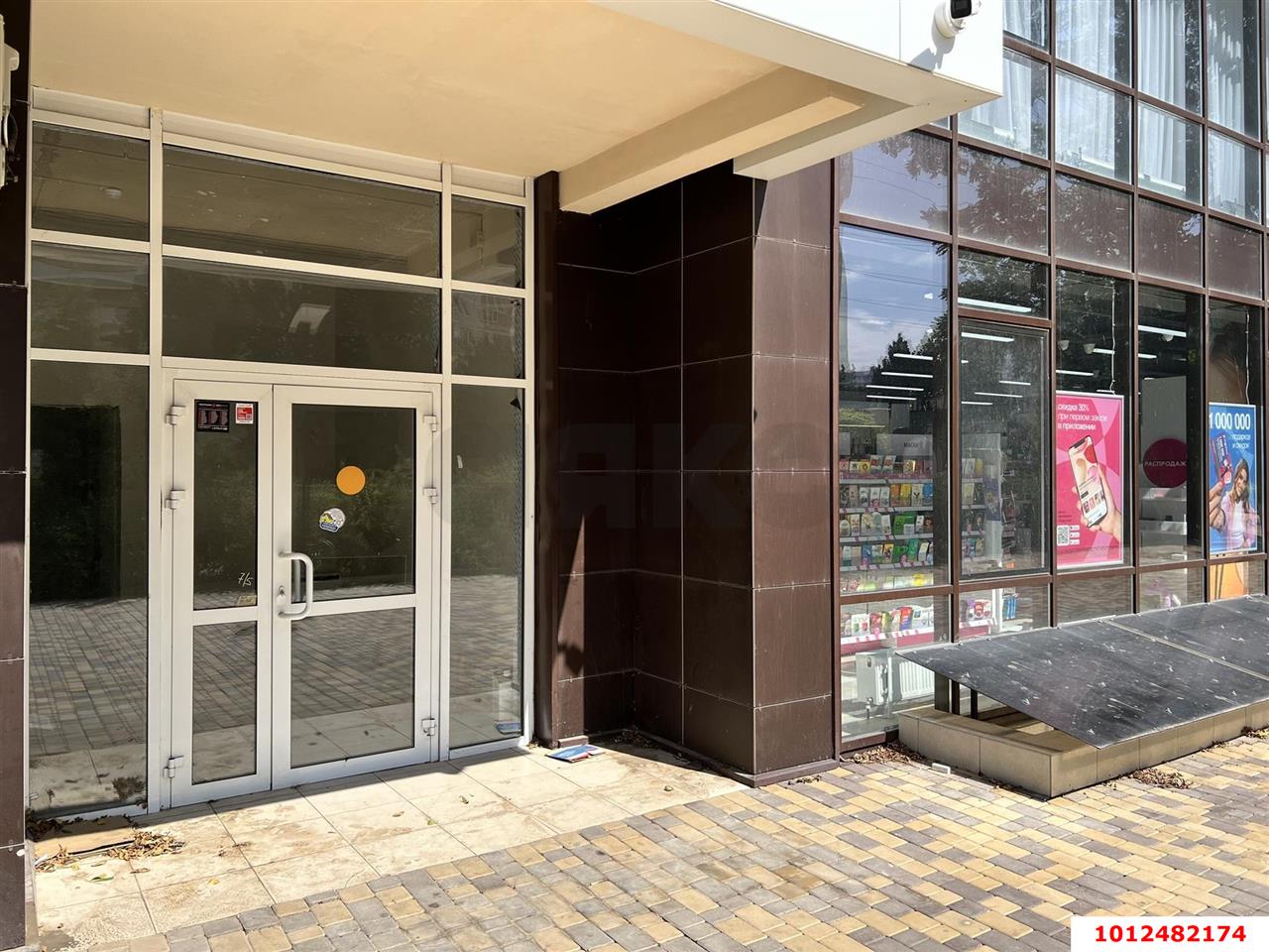 Фото №4: Торговое помещение 58 м² - Краснодар, жилой комплекс Свобода, ул. Домбайская, 55к7