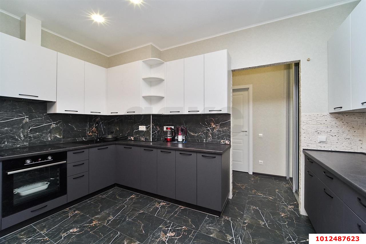 Фото №2: 1-комнатная квартира 40 м² - Краснодар, ЖК Губернский, ул. имени Героя Георгия Бочарникова, 12/2