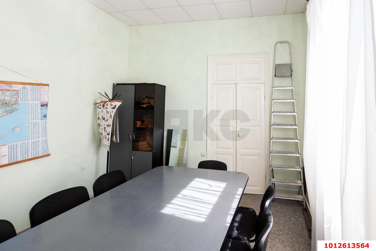 Фото №9: Коммерция 45 м² - Краснодар, Западный внутригородской округ, мкр. Центральный, ул. Октябрьская, 105