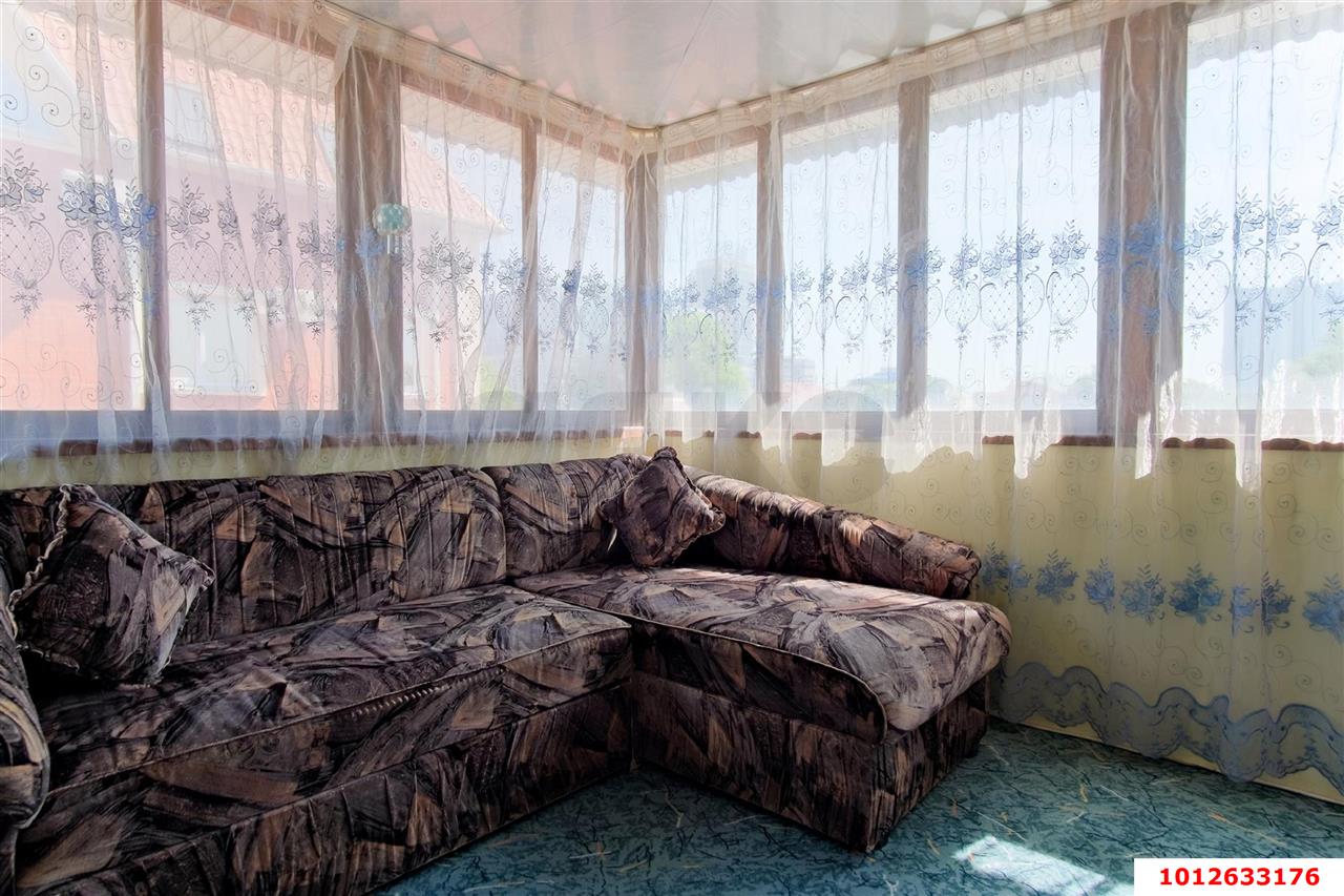 Фото №11: 4-комнатная квартира 103 м² - Краснодар, Западный внутригородской округ, мкр. Центральный, ул. Октябрьская, 162