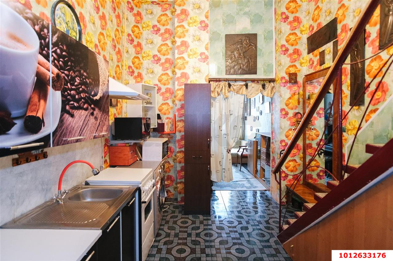 Фото №7: 4-комнатная квартира 103 м² - Краснодар, Западный внутригородской округ, мкр. Центральный, ул. Октябрьская, 162