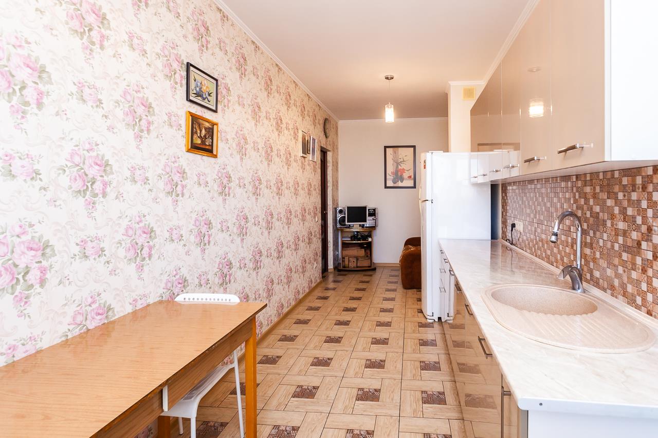 Фото №8: 2-комнатная квартира 65 м² - Краснодар, имени Петра Метальникова, Прикубанский внутригородской округ, Завод Радиоизмерительных Приборов, мкр. Музыкальный, ул. Московская, 158