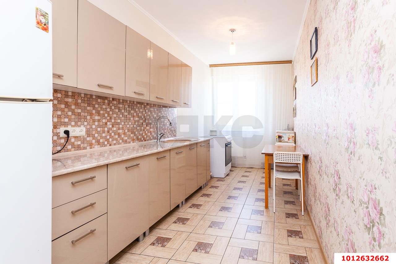 Фото №6: 2-комнатная квартира 65 м² - Краснодар, имени Петра Метальникова, ул. Московская, 158