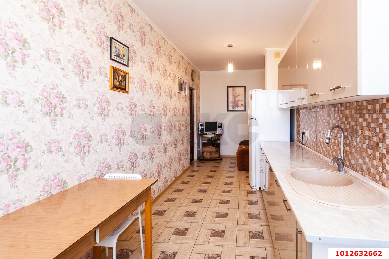 Фото №8: 2-комнатная квартира 65 м² - Краснодар, имени Петра Метальникова, ул. Московская, 158