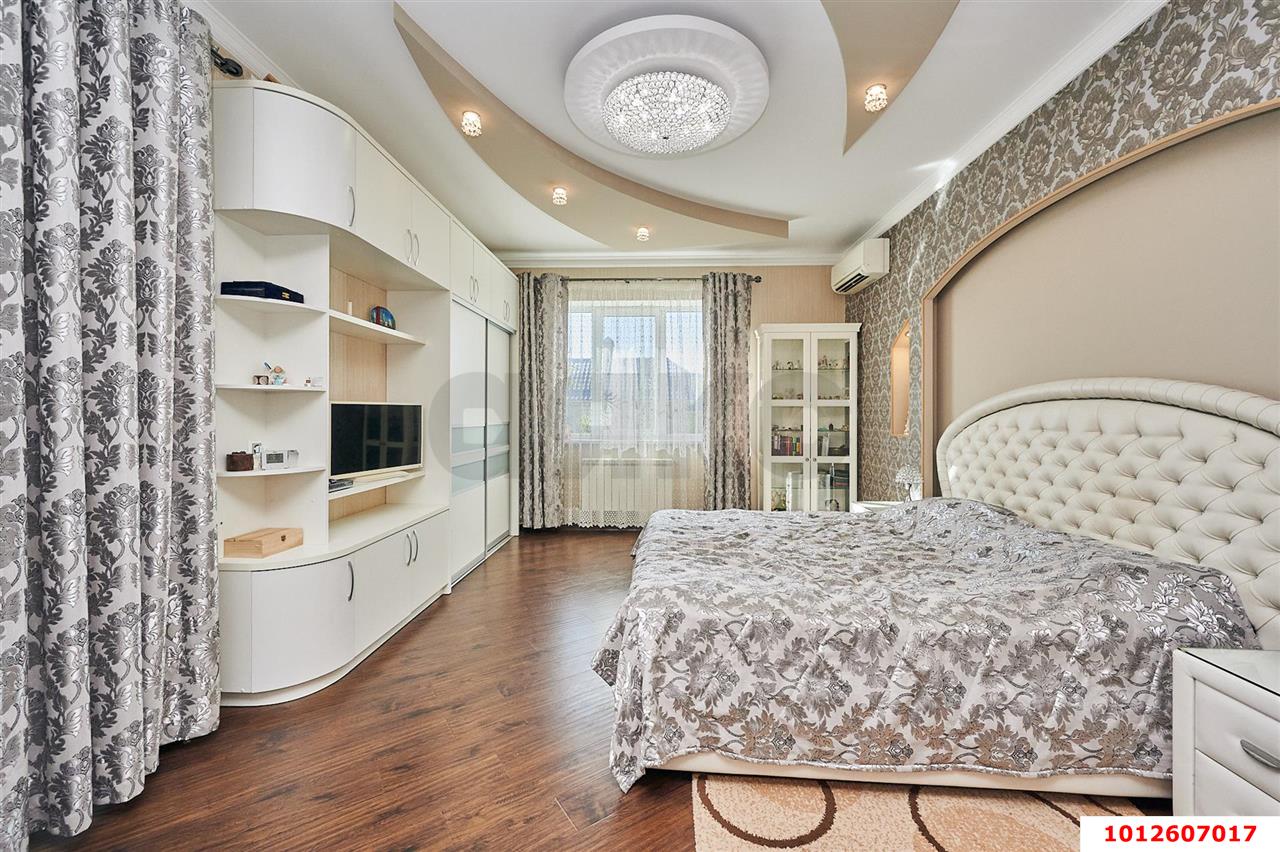 Фото №28: Дом 236 м² + 6 сот. - Краснодар, Прикубанский внутригородской округ, Микрохирургии глаза, мкр. СНТ № 1, ул. Абрикосовая, 556