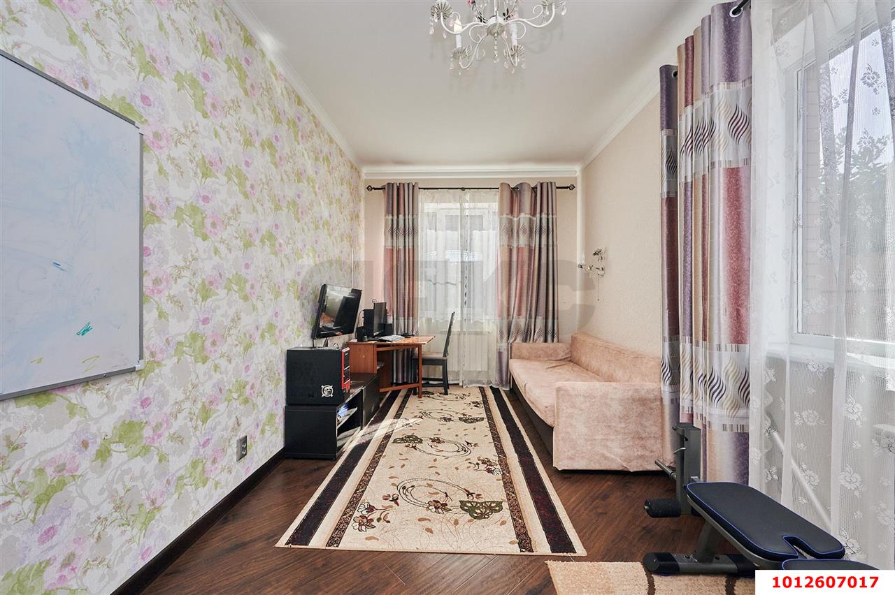 Фото №21: Дом 236 м² + 6 сот. - Краснодар, Прикубанский внутригородской округ, Микрохирургии глаза, мкр. СНТ № 1, ул. Абрикосовая, 556