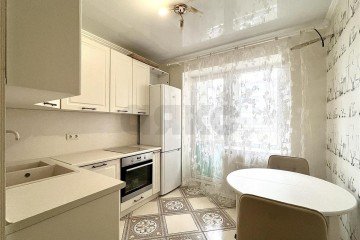 Фото №1: 1-комнатная квартира 31 м² - Краснодар, мкр. Музыкальный, ул. имени Ф.И. Шаляпина, 33