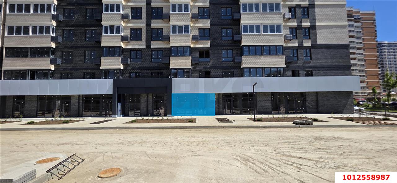 Фото №4: Торговое помещение 41 м² - Краснодар, Россинского, б-р Адмиралтейский, 1