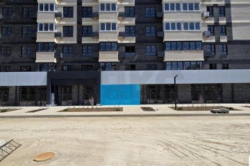 Фото №2: Торговое помещение 41 м² - Краснодар, мкр. Россинского, б-р Адмиралтейский, 1