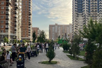 Фото №1: Торговое помещение 41 м² - Краснодар, мкр. Россинского, б-р Адмиралтейский, 1