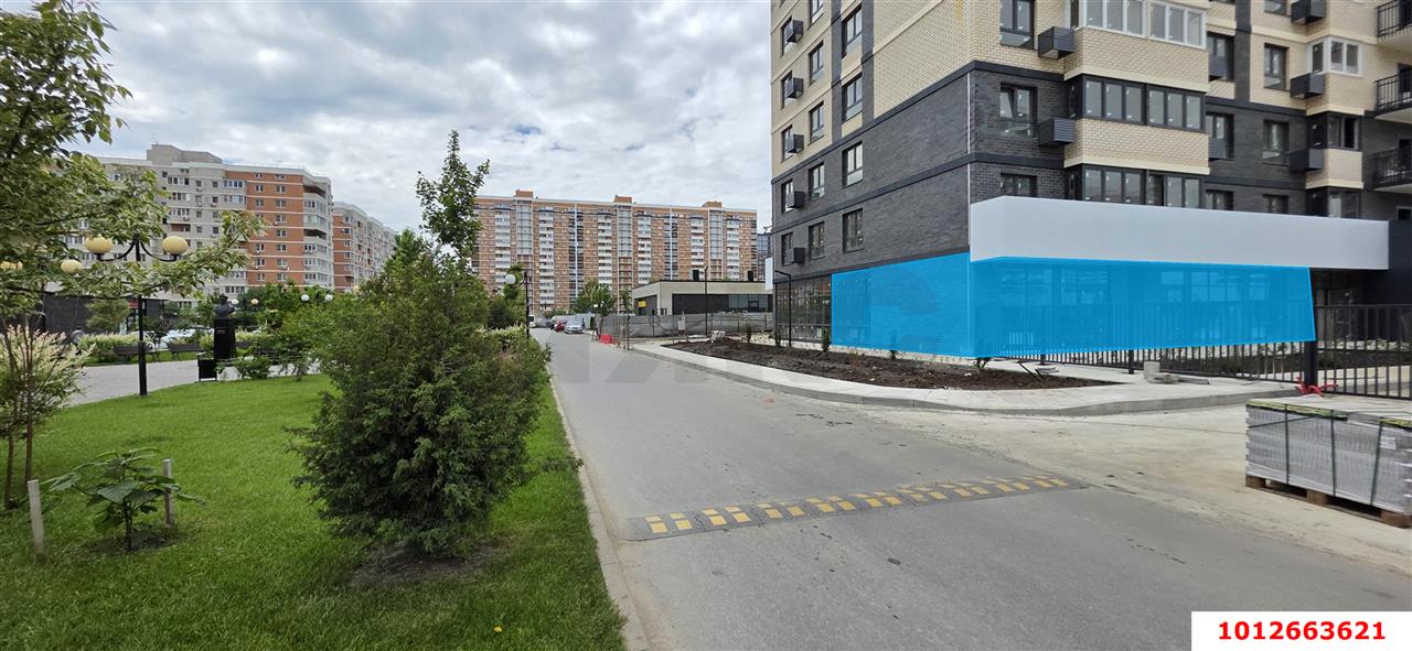 Фото №5: Торговое помещение 117 м² - Краснодар, Россинского, б-р Адмиралтейский, 1