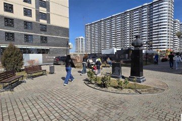 Фото №4: Торговое помещение 117 м² - Краснодар, мкр. Россинского, б-р Адмиралтейский, 1